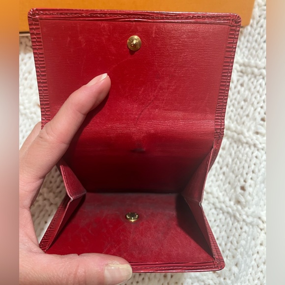 Louis Vuitton Red Epi Leather Ludlow Wallet - Picture 8 of 11